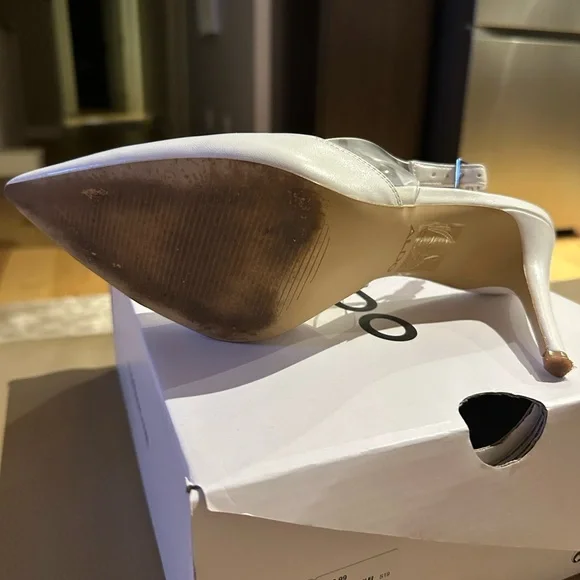 ALDO Elegant White Pointed Heels - Picture 4 of 4